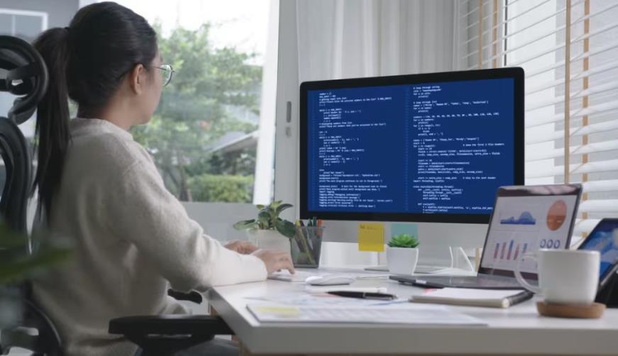 白玉县企业数字化解决方案：机器学习赋能商业模式升级的核心路径